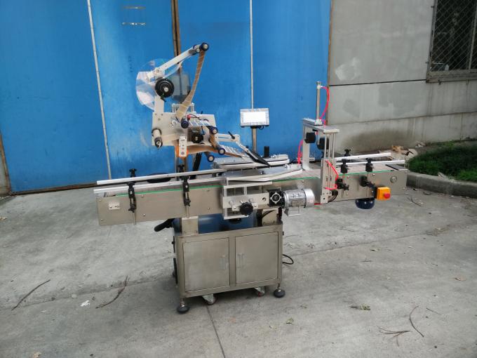 ເຄື່ອງປ້າຍຕິດກະຕຸກອັດຕະໂນມັດທີ່ ກຳ ຫນົດເອງ ສຳ ລັບຕິດກາ ໝາຍ ຕິກຂວດຂະ ໜາດ ນ້ອຍ