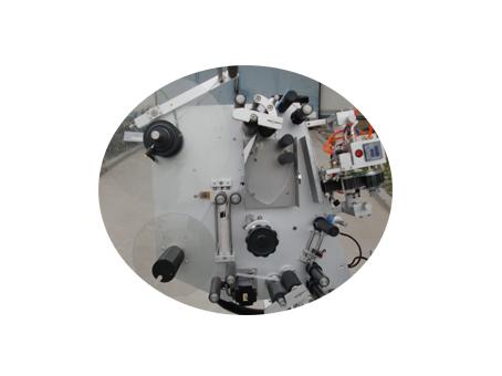 ເຄື່ອງຈັກຜະລິດປ້າຍເຈ້ຍ 500 ເຈ້ຍວາງປ້າຍຕິດກາ ໜຽວ ດ້ວຍຕົນເອງ