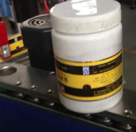 ເຄື່ອງຈັກຜະລິດຕະພັນຂວດຮອບ, ເຄື່ອງຂວດແລະການຕິດສະຫຼາກ ສຳ ລັບຜະລິດຕະພັນນ້ ຳ ດື່ມຂວດ