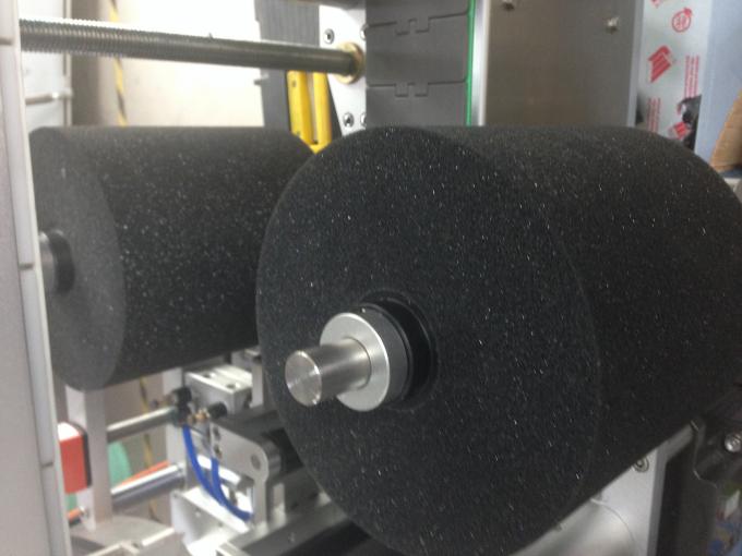 ເຄື່ອງຈັກຜະລິດເຄື່ອງຂວດເຄື່ອງຈັກ ສຳ ລັບໃສ່ຫຼອດ / ແບນ / Sqaure ຂວດ