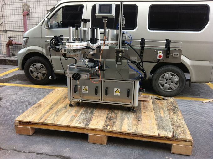 ເຄື່ອງຈັກຕິດປ້າຍແນວ ໜ້າ ດ້ານ ໜ້າ ແລະແບບອັດຕະໂນມັດເຕັມຮູບແບບ ສຳ ລັບຕຸກສັດລ້ຽງຮອບ