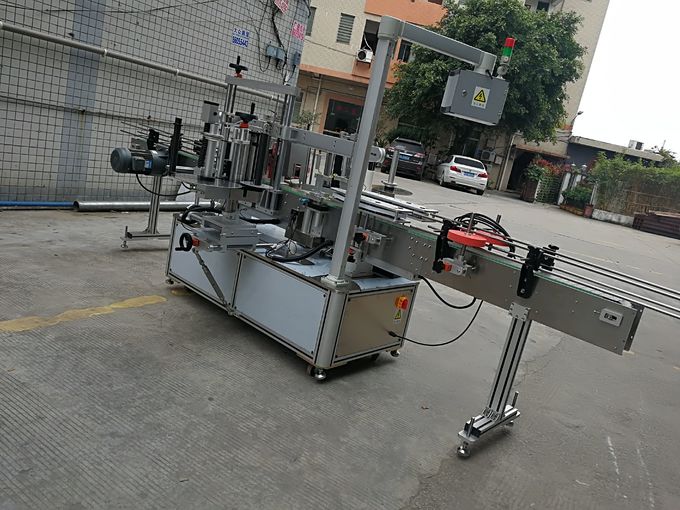 ເຄື່ອງຕິດສະຕິກເກີ້ປ້າຍຕິດດ້ວຍຕົນເອງດ້ວຍຄວາມໄວສູງ 200BS / ນາທີ